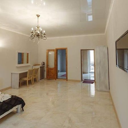 Бутик 2017 Hotel Bilhorod-Dnistrovskyy Ngoại thất bức ảnh