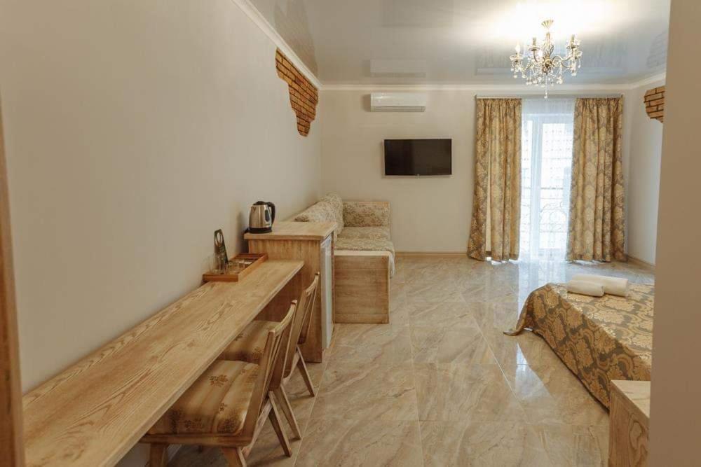 Бутик 2017 Hotel Bilhorod-Dnistrovskyy Ngoại thất bức ảnh