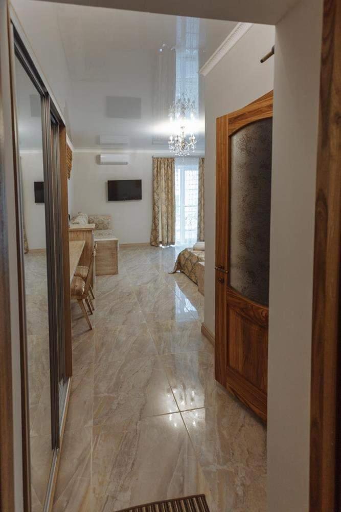 Бутик 2017 Hotel Bilhorod-Dnistrovskyy Ngoại thất bức ảnh