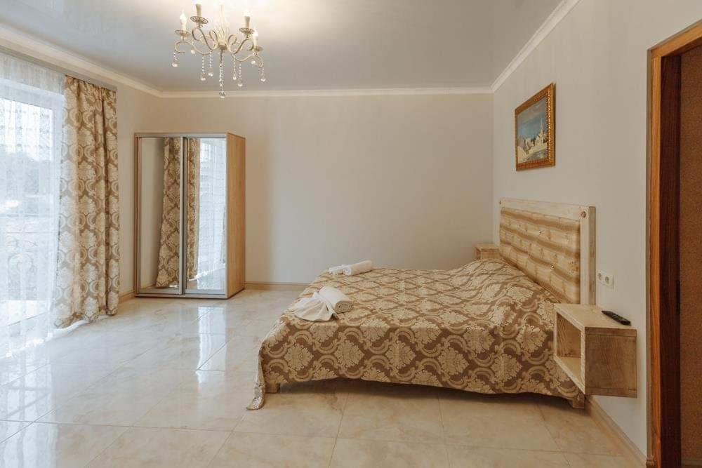Бутик 2017 Hotel Bilhorod-Dnistrovskyy Ngoại thất bức ảnh
